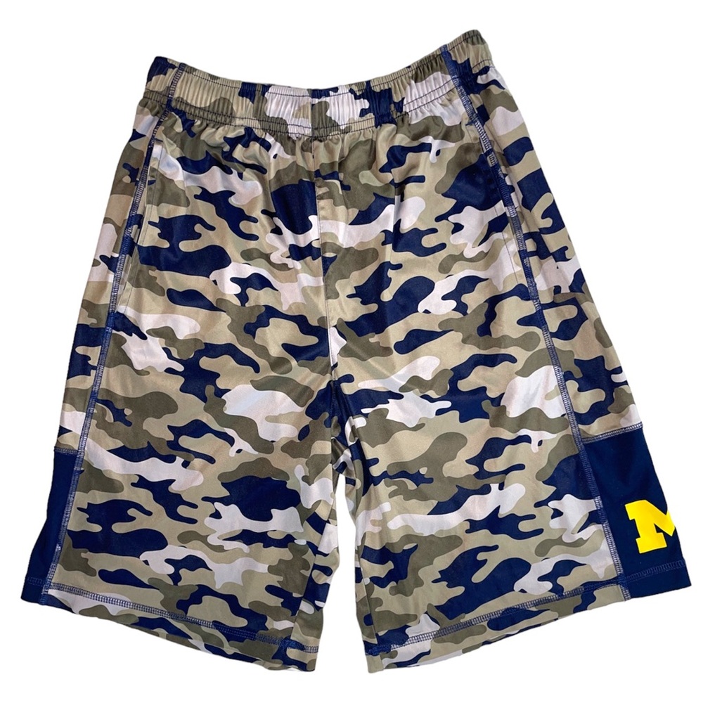 Gen 2 Boy's Michigan Wolverines Blue Camouflage Basketball Shorts- Size Large